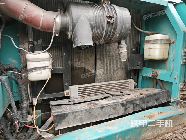 散熱器正面（大件艙室）