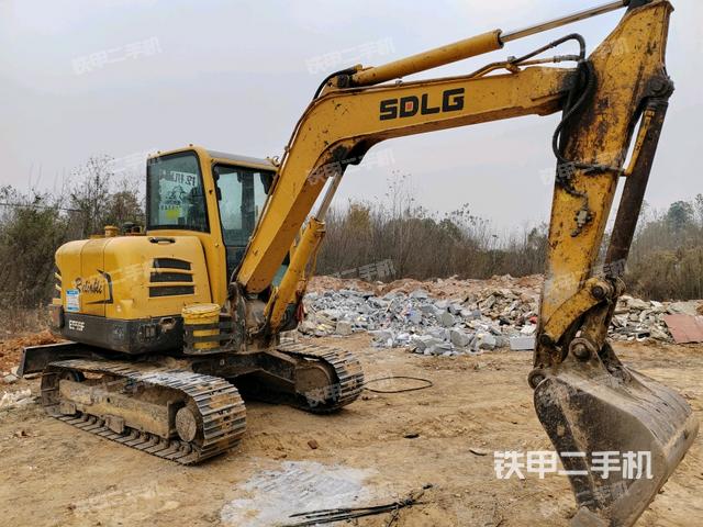 右后45(整機外觀) 右后45(整機外觀)