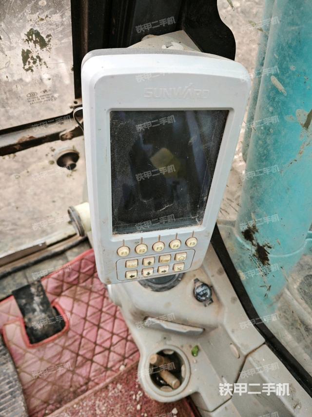 顯示屏?（駕駛室部分）