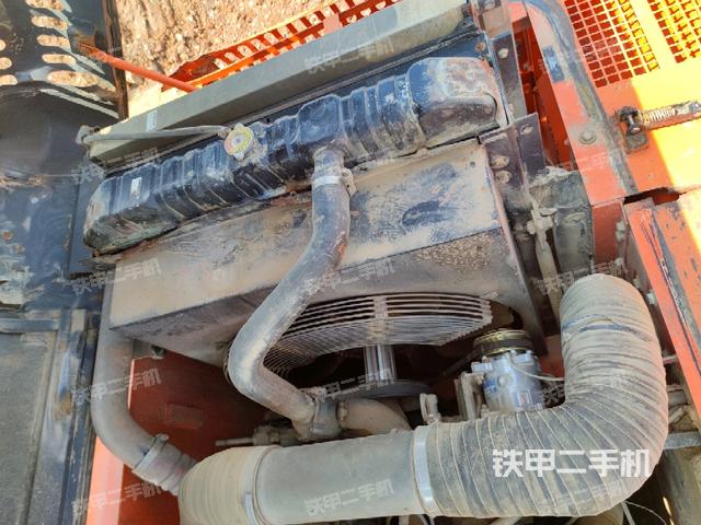 水箱+風(fēng)扇特寫(上車部件) 水箱+風(fēng)扇特寫(上車部件)