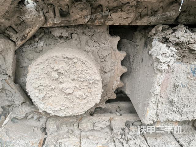 右驅(qū)動輪/右后輪(行走機(jī)構(gòu)) 右驅(qū)動輪/右后輪(行走機(jī)構(gòu))