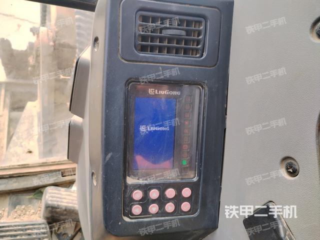 顯示屏?(駕駛室部分) 顯示屏?(駕駛室部分)