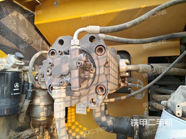 液壓泵室(大件艙室) 液壓泵室(大件艙室)