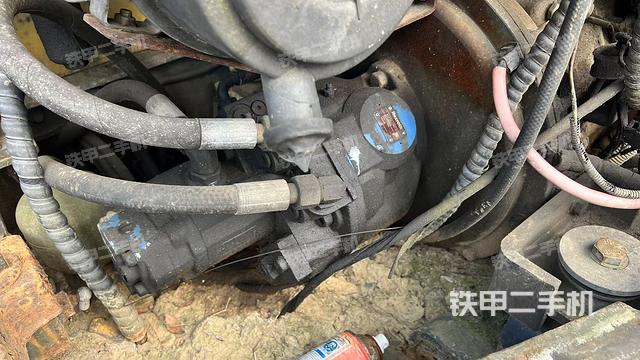 液壓泵室(大件艙室) 液壓泵室(大件艙室)