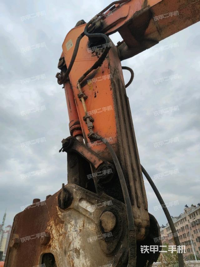 小臂整體左后（工作和回轉(zhuǎn)裝置）