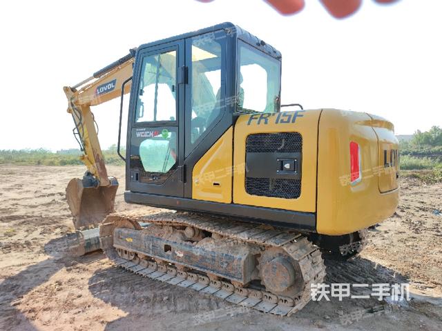 左后45(整機(jī)外觀) 左后45(整機(jī)外觀)