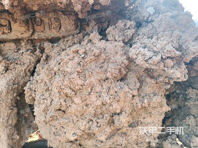 右驅(qū)動輪（行走機(jī)構(gòu)）