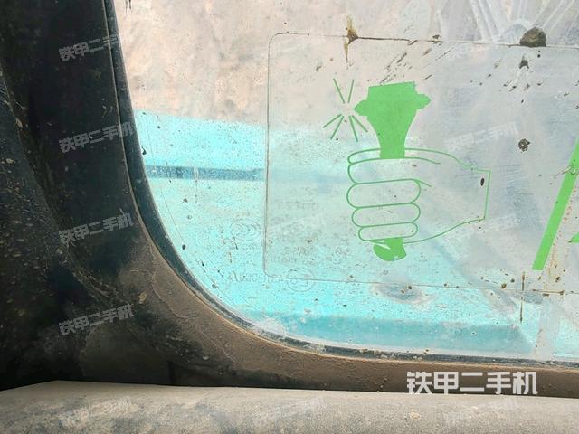 后窗玻璃角標(biāo)（駕駛室部分）