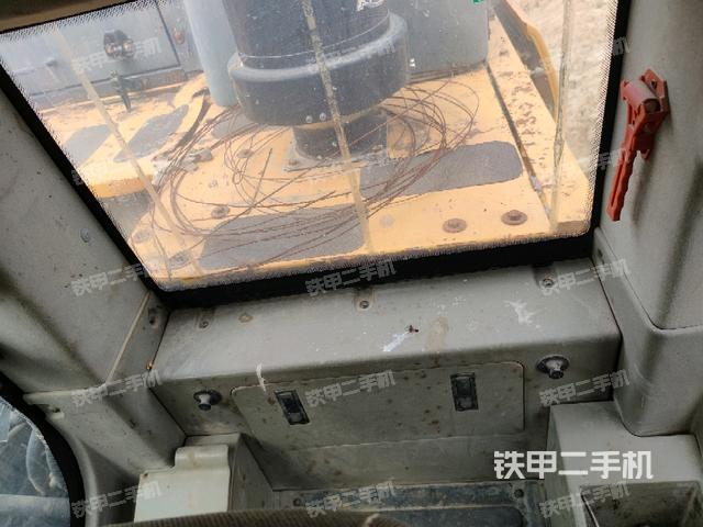 座椅后部（駕駛室部分）