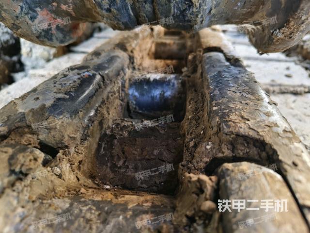 右側行走馬達蓋板(行走機構) 右側行走馬達蓋板(行走機構)