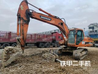 斗山DH215-9E挖掘機(jī)