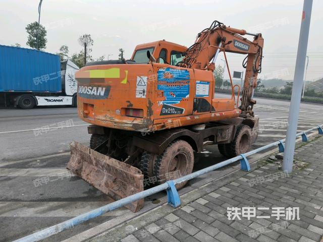 右后45（整機外觀）