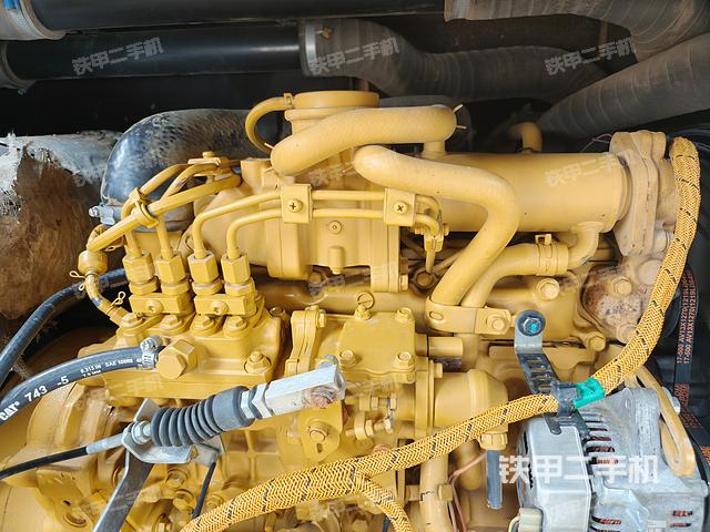 发动机整体俯视（整机外观）