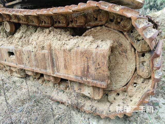 右側(cè)行走馬達蓋板（行走機構(gòu)）