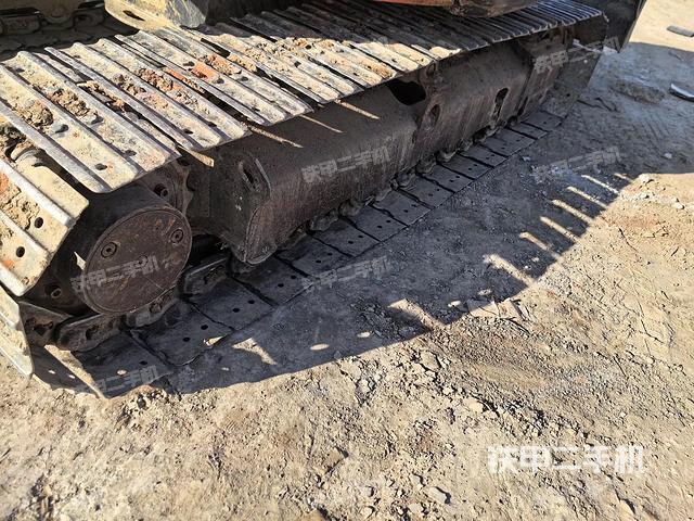 單側(cè)履帶整體（整機(jī)外觀）