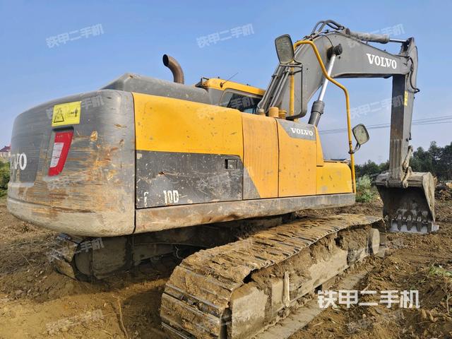 右后45（整機外觀）