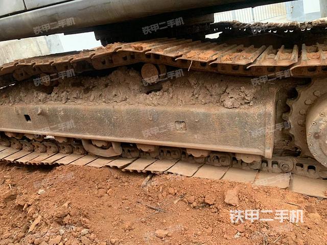 單側(cè)履帶整體（整機(jī)外觀）