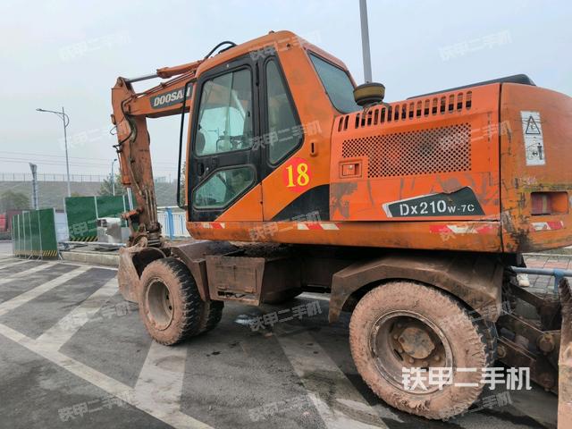 左后45（整機外觀）