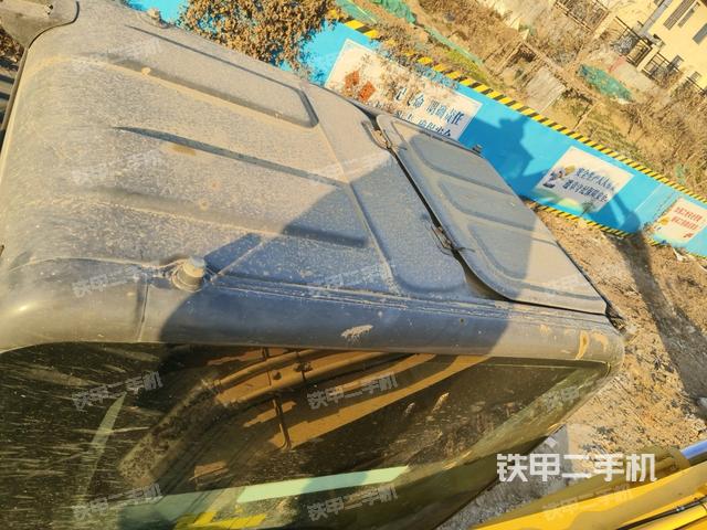 駕駛室頂部俯視（上車部件）