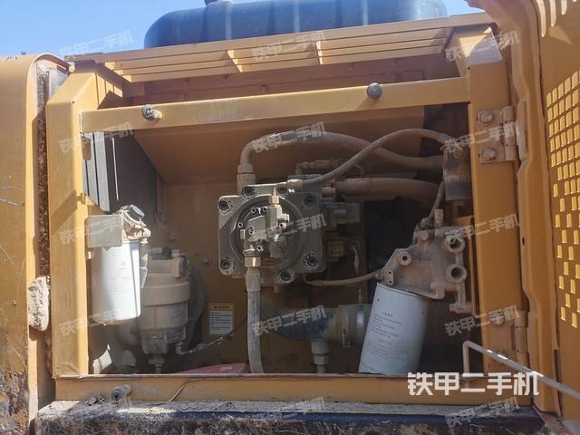 液壓泵室(大件艙室) 液壓泵室(大件艙室)
