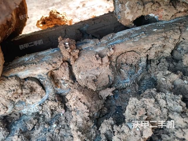 右側(cè)行走馬達(dá)蓋板（行走機(jī)構(gòu)）