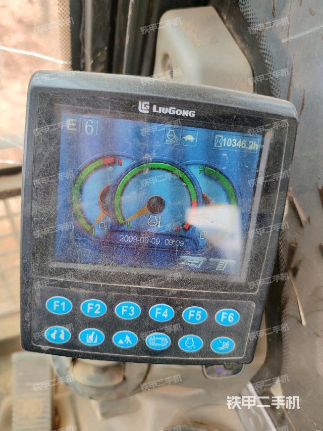 小时表(驾驶室部分) 小时表(驾驶室部分)