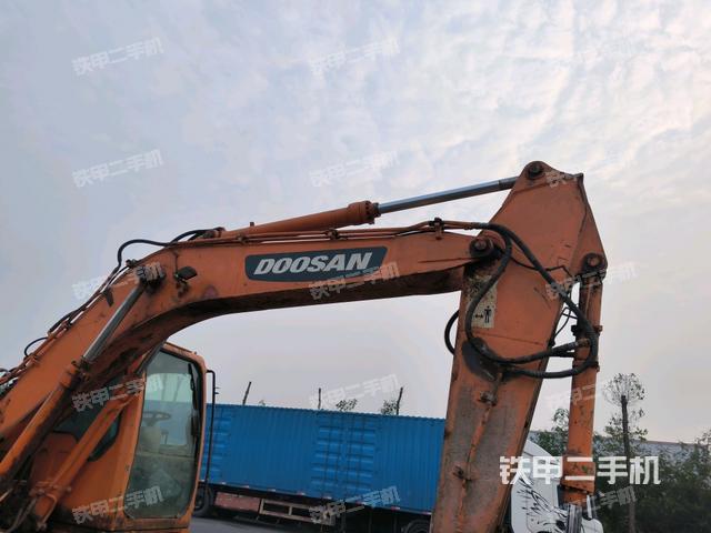 大臂整體?右側(cè)（工作和回轉(zhuǎn)裝置）