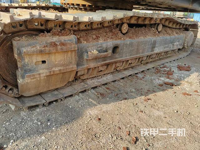 左側(cè)履帶整體?（行走機構(gòu)）