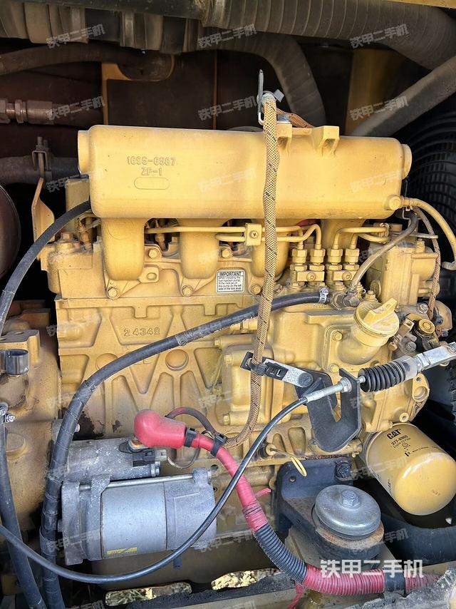 發(fā)動(dòng)機(jī)整體俯視（整機(jī)外觀）