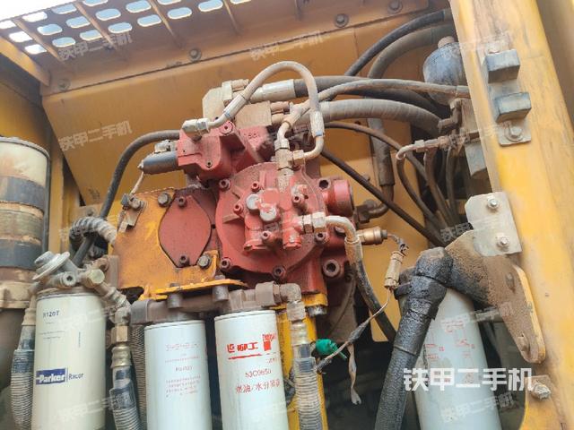 液压泵斜45 右(大件舱室) 液压泵斜45 右(大件舱室)