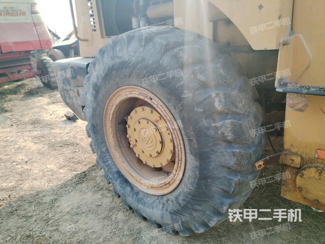 左后輪（行走機構(gòu)）