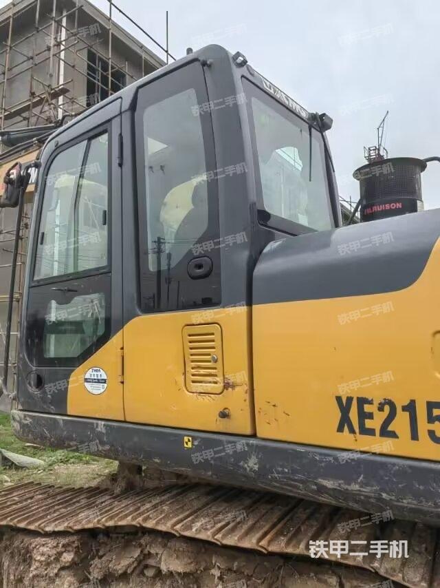 駕駛室左后45度（駕駛室部分）