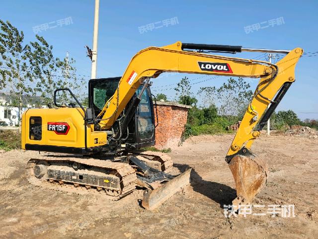 右前45(整機(jī)外觀) 右前45(整機(jī)外觀)