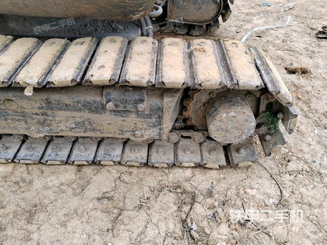 左驅(qū)動(dòng)輪（行走機(jī)構(gòu)）