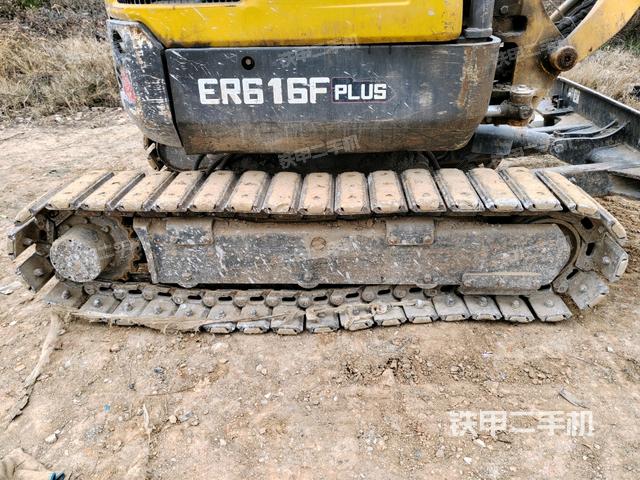 左側(cè)行走馬達(dá)蓋板（行走機(jī)構(gòu)）