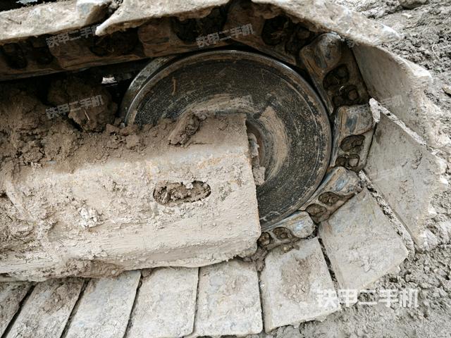 右導(dǎo)向輪（行走機(jī)構(gòu)）