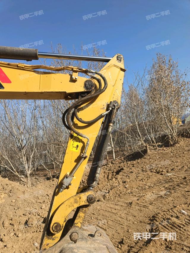 小臂整體右前（工作和回轉(zhuǎn)裝置）