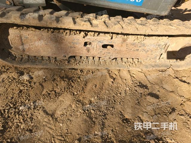 右側(cè)履帶整體?(行走機構(gòu)) 右側(cè)履帶整體?(行走機構(gòu))