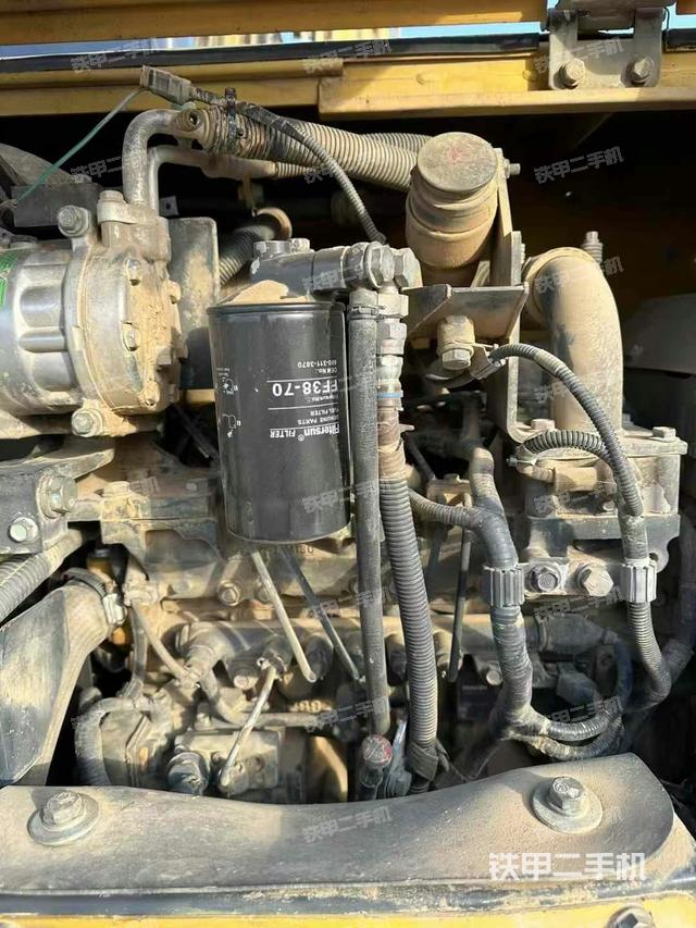 發(fā)動(dòng)機(jī)整體俯視(整機(jī)外觀) 發(fā)動(dòng)機(jī)整體俯視(整機(jī)外觀)