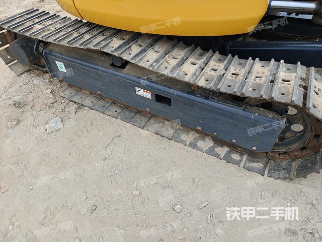 单侧履带整体（整机外观）