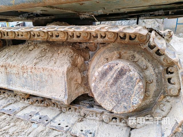 右驅(qū)動(dòng)輪（行走機(jī)構(gòu)）