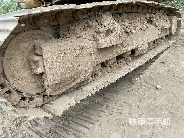 单侧履带整体（整机外观）