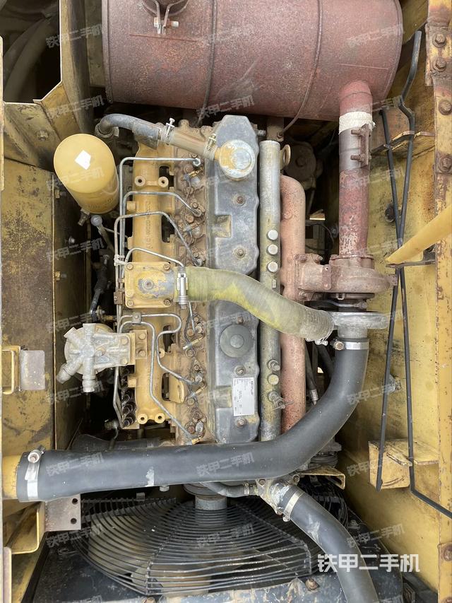 发动机整体俯视（整机外观）