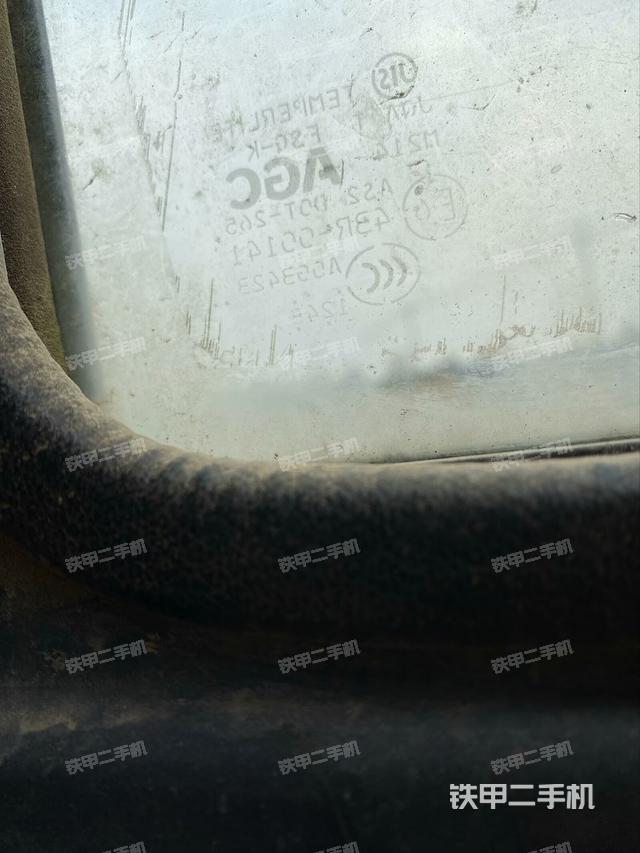 后窗玻璃角標(biāo)（駕駛室部分）