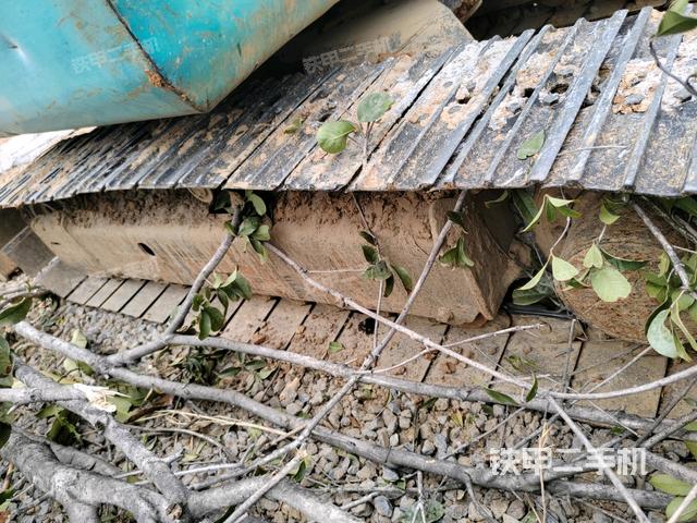 左驅(qū)動(dòng)輪（行走機(jī)構(gòu)）