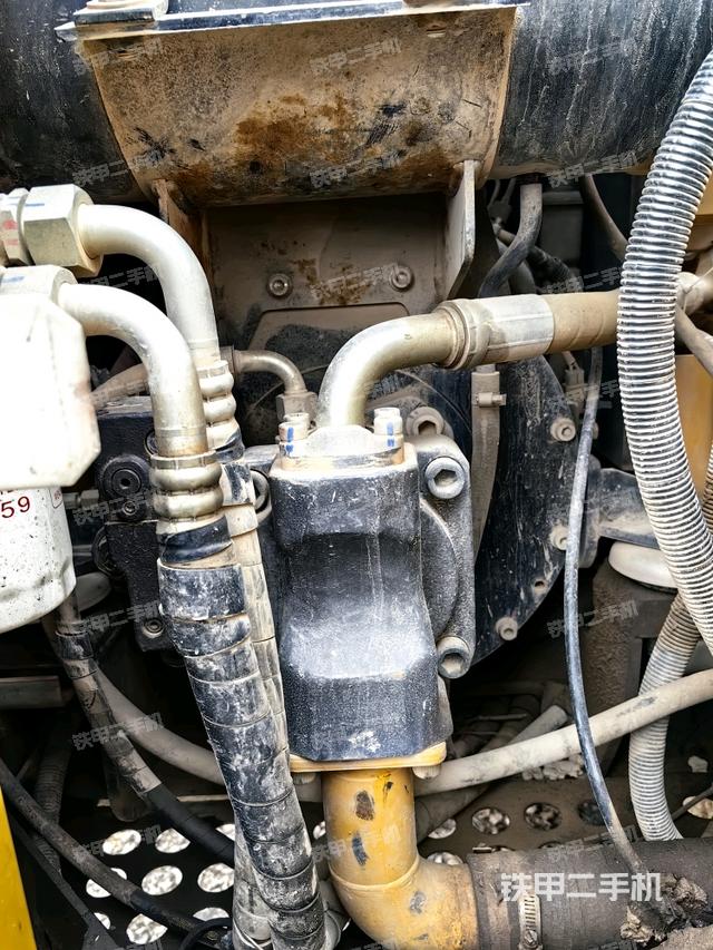 液壓泵室（大件艙室）