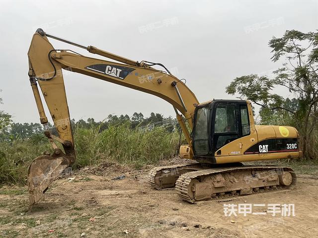 卡特彼勒320C挖掘机
