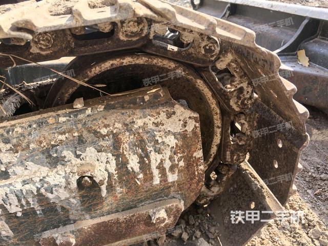 左導(dǎo)向輪（行走機(jī)構(gòu)）