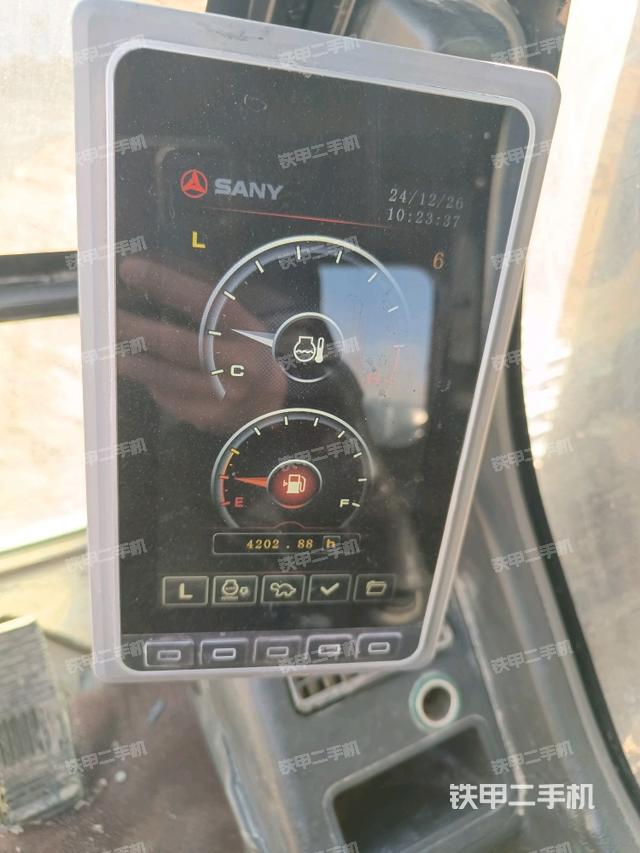 顯示屏?（駕駛室部分）