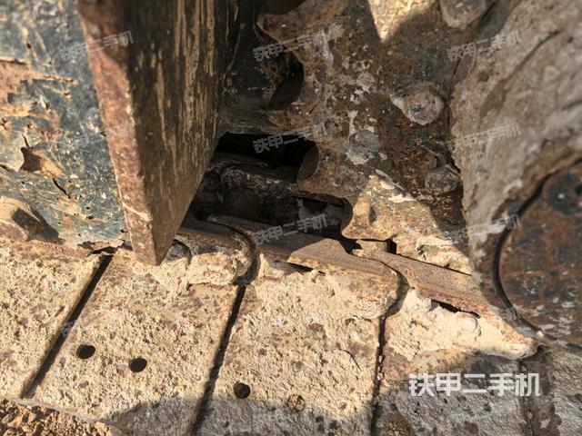 右驅(qū)動(dòng)輪（行走機(jī)構(gòu)）